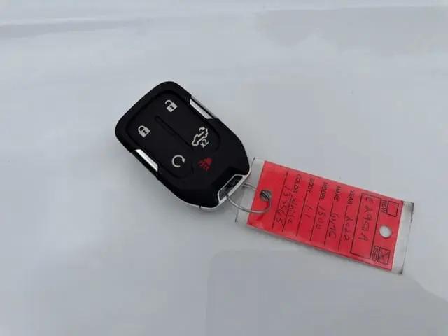 2022 GMC Sierra 1500 Limited 4WD Crew Cab Short Box AT4