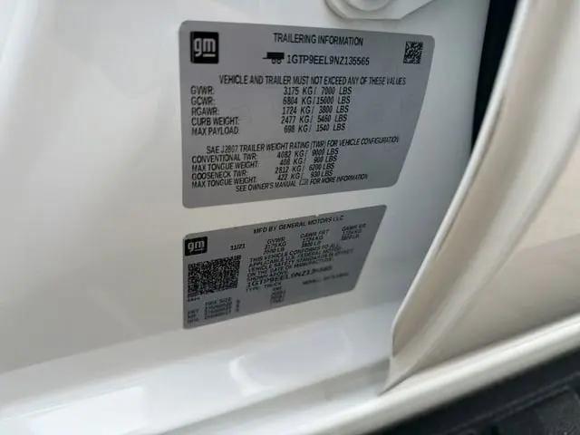 2022 GMC Sierra 1500 Limited 4WD Crew Cab Short Box AT4