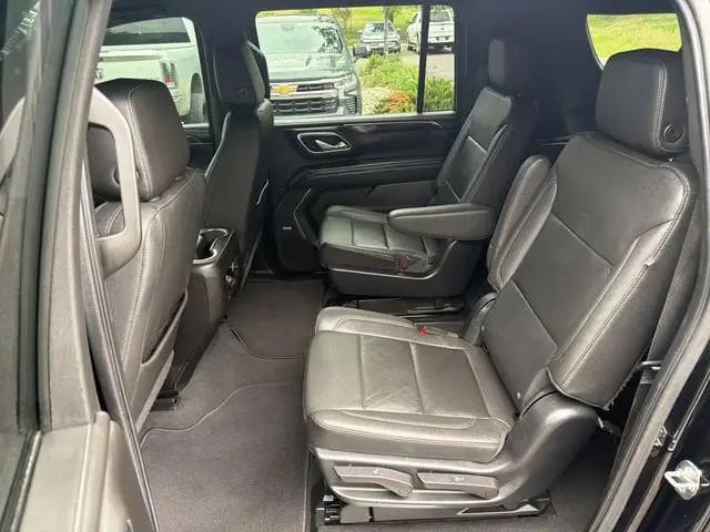 2022 Chevrolet Suburban 4WD Z71
