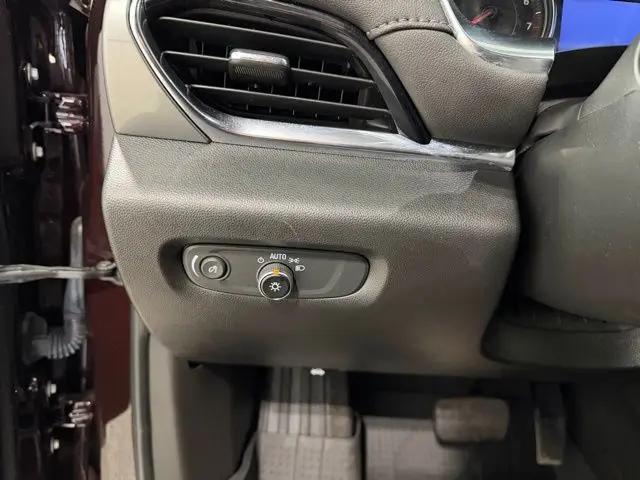 2023 Chevrolet Traverse FWD LT Cloth