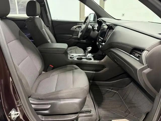 2023 Chevrolet Traverse FWD LT Cloth