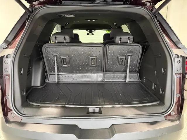 2023 Chevrolet Traverse FWD LT Cloth