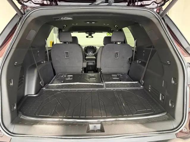 2023 Chevrolet Traverse FWD LT Cloth