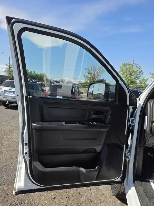 2022 Ram 3500 Tradesman Crew Cab 4x4 8' Box