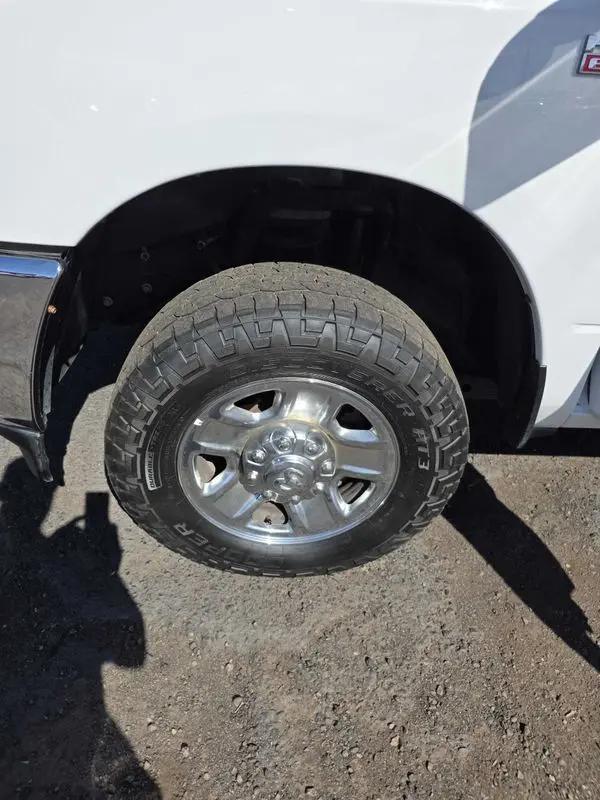 2022 Ram 3500 Tradesman Crew Cab 4x4 8' Box