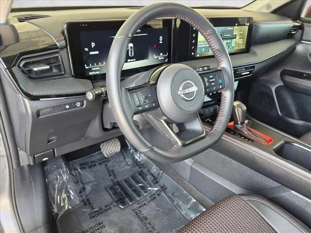 2025 Nissan Kicks SR FWD