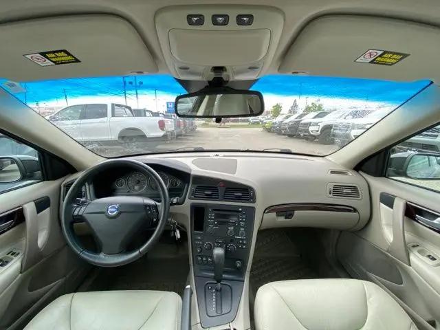 2004 Volvo S60 2.4