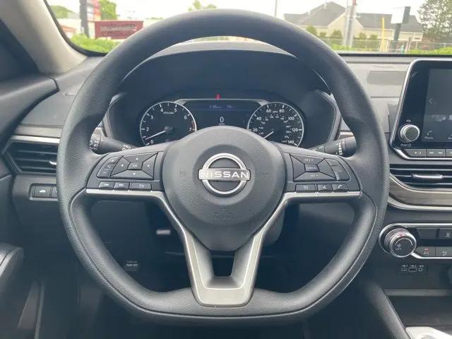 2026 Nissan Altima SV FWD