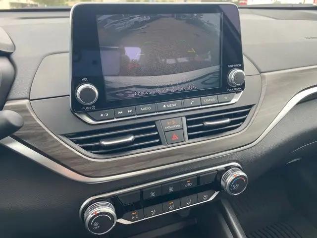 2026 Nissan Altima SV FWD