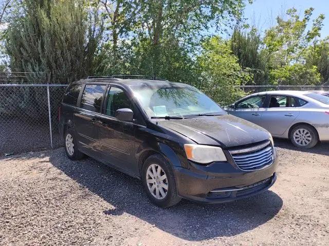 2014 Chrysler Town & Country Touring