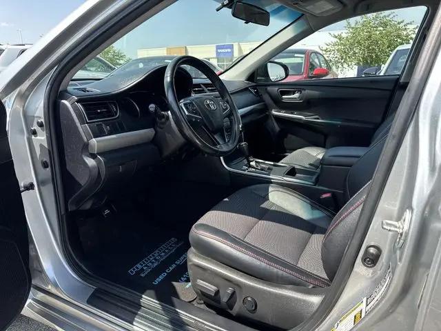 2016 Toyota Camry XLE