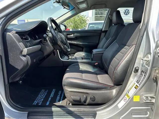 2016 Toyota Camry XLE