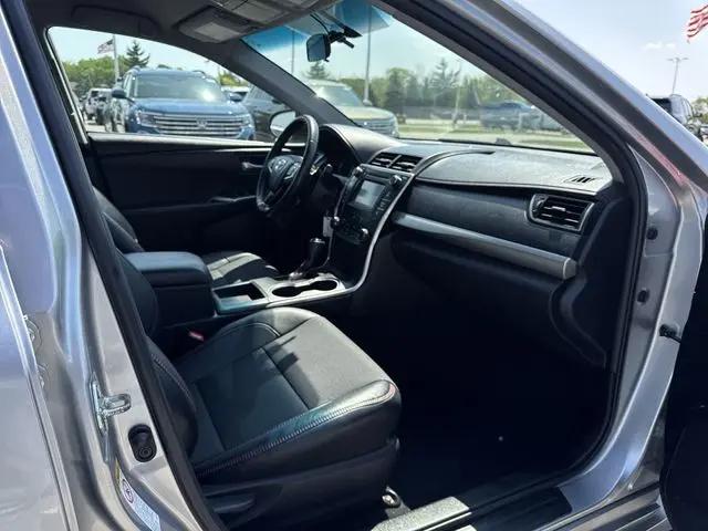 2016 Toyota Camry XLE