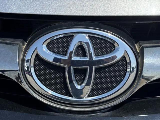 2016 Toyota Camry XLE