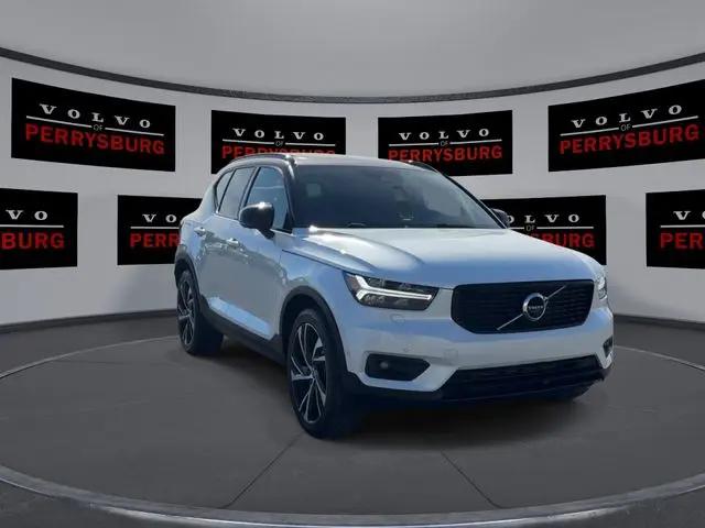 2020 Volvo XC40 T5 R-Design