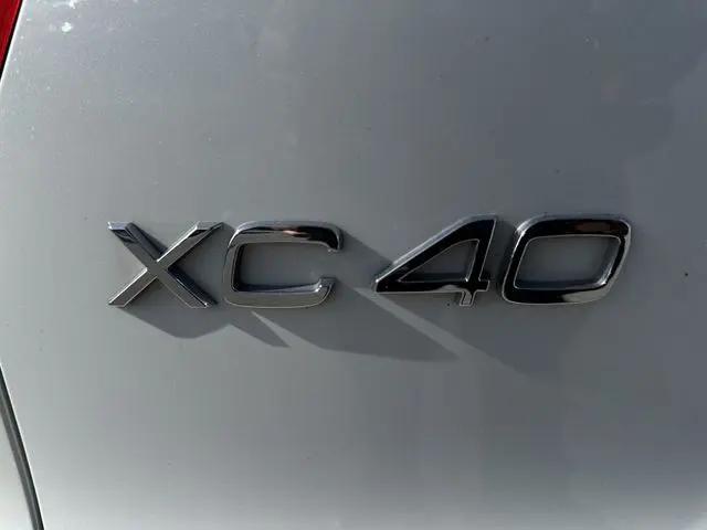 2020 Volvo XC40 T5 R-Design