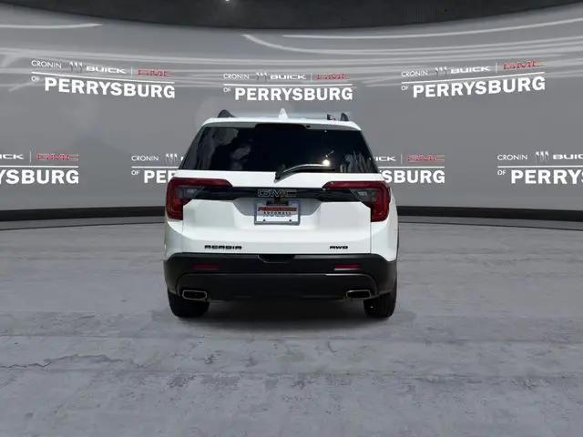 2023 GMC Acadia AWD SLT