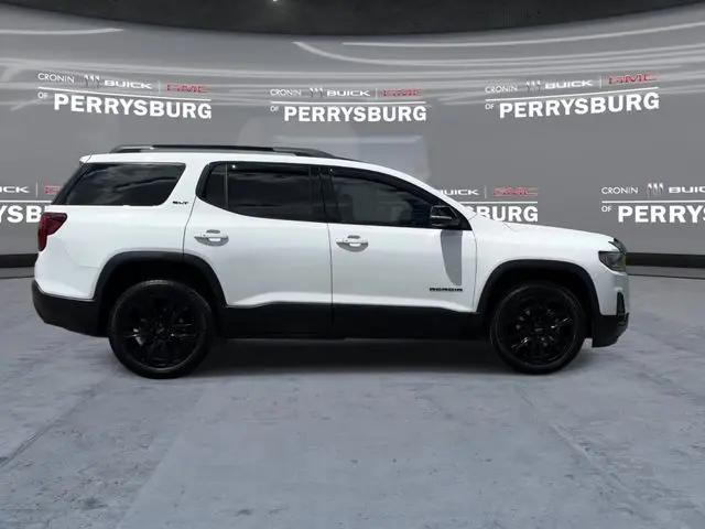 2023 GMC Acadia AWD SLT