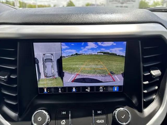 2023 GMC Acadia AWD SLT