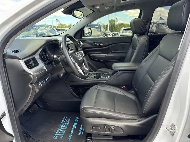 2023 GMC Acadia AWD SLT