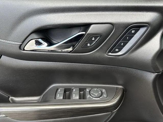2023 GMC Acadia AWD SLT
