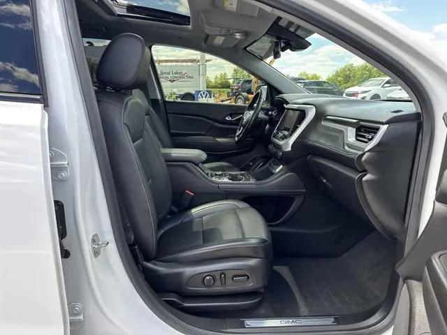2023 GMC Acadia AWD SLT