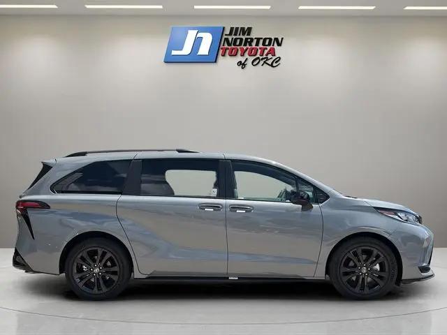2026 Toyota Sienna XSE