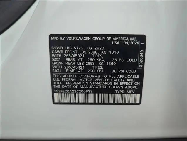 2025 Volkswagen Atlas Cross Sport 2.0T SEL Premium R-Line