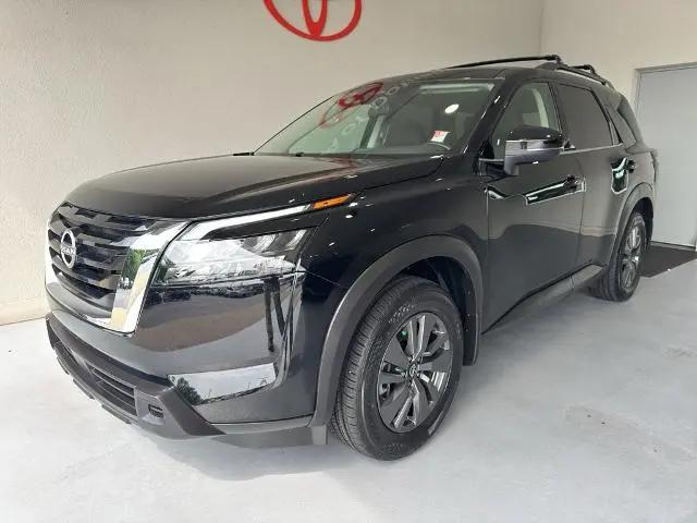 2024 Nissan Pathfinder SV FWD