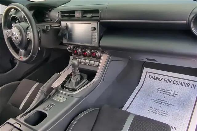 2025 Toyota GR86 Premium