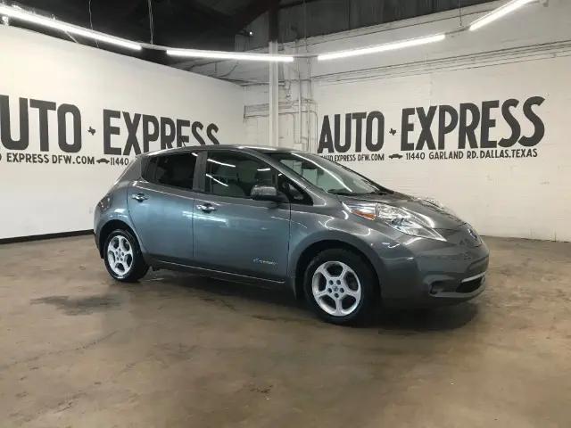 2014 Nissan LEAF SV for sale in Dallas, TX