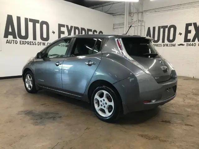 2014 Nissan LEAF SV for sale in Dallas, TX