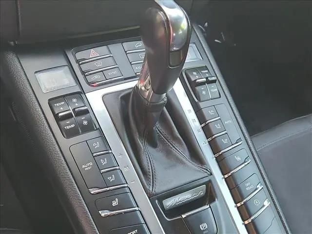 2015 Porsche Macan S
