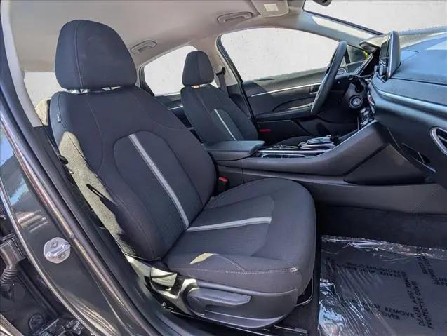 2023 Hyundai Sonata SE