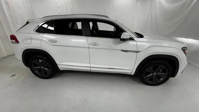 2022 Volkswagen Atlas Cross Sport 2.0T SEL R-Line