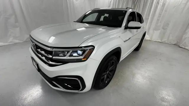 2022 Volkswagen Atlas Cross Sport 2.0T SEL R-Line