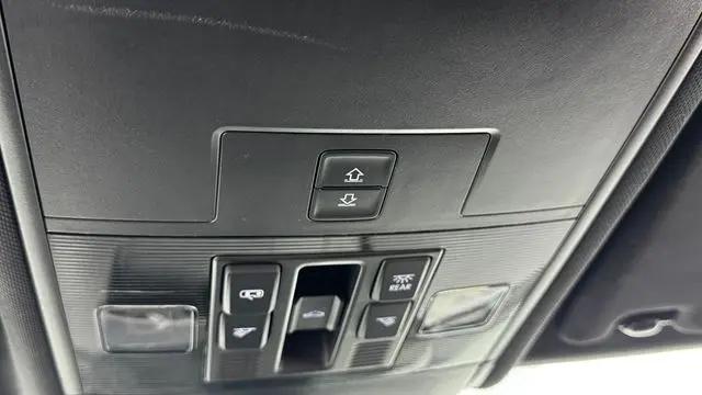 2022 Volkswagen Atlas Cross Sport 2.0T SEL R-Line