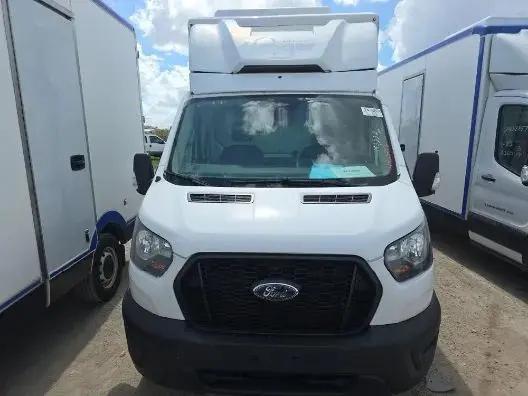 2021 Ford Transit Chassis Base