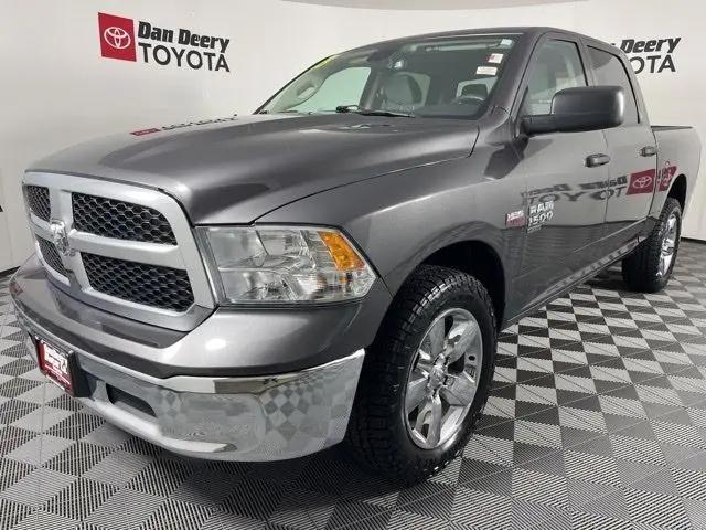 2023 Ram 1500 Classic SLT