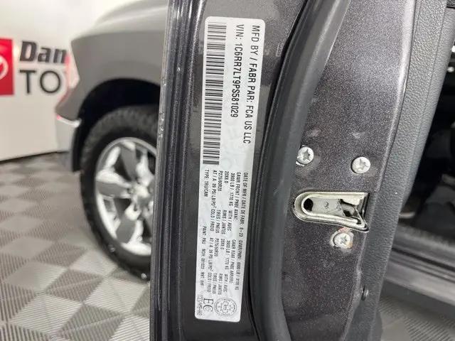 2023 Ram 1500 Classic SLT