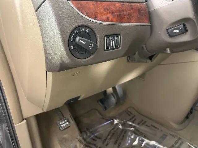 2013 Chrysler Town & Country Touring-L