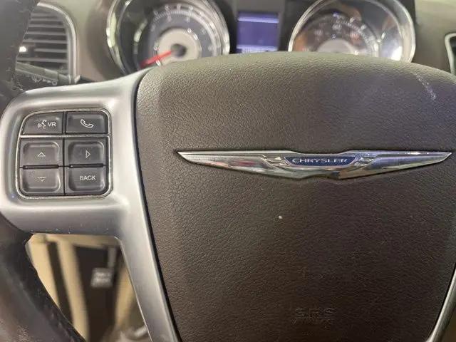 2013 Chrysler Town & Country Touring-L