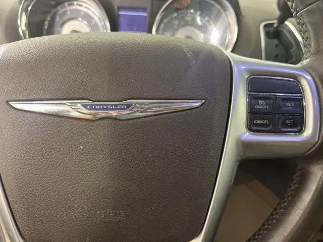 2013 Chrysler Town & Country Touring-L