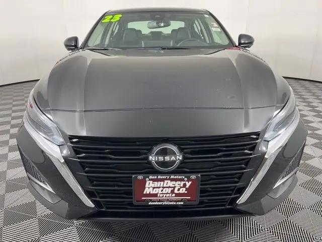 2023 Nissan Altima Platinum