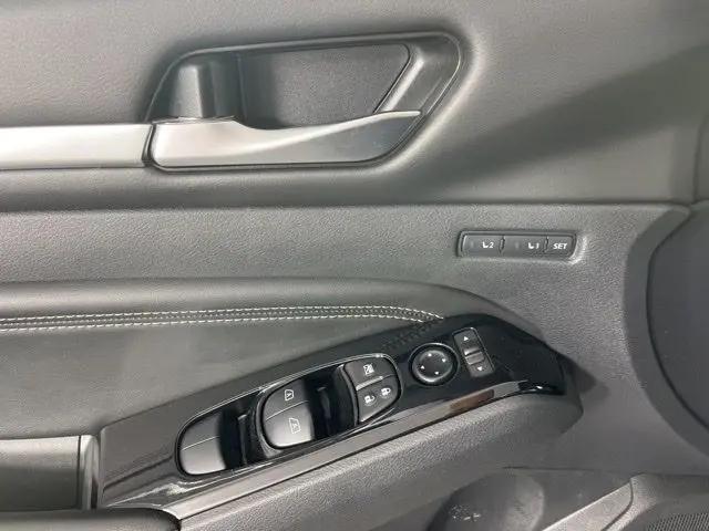 2023 Nissan Altima Platinum