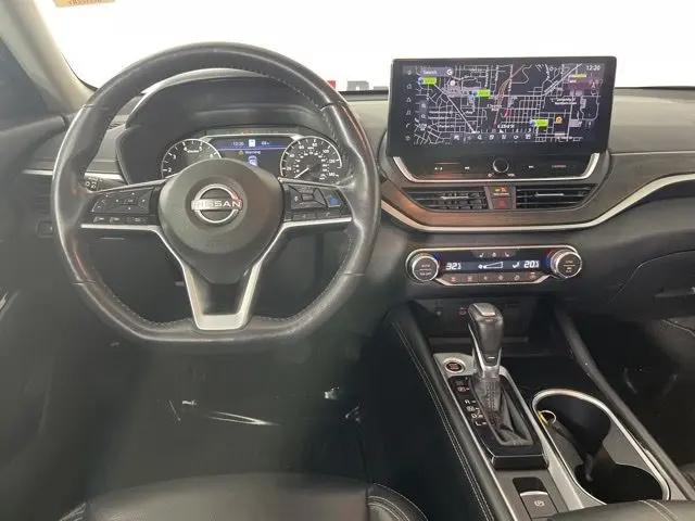 2023 Nissan Altima Platinum