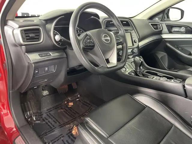 2023 Nissan Maxima SL