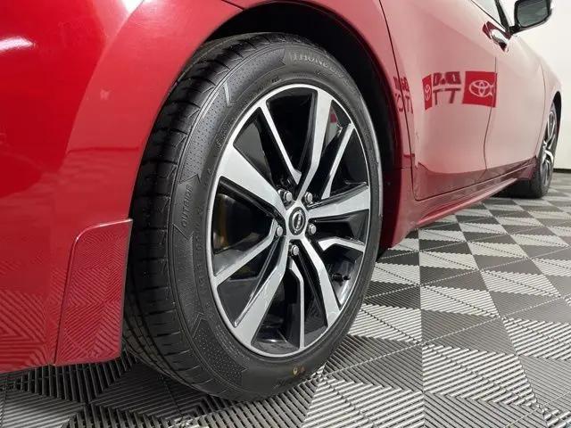 2023 Nissan Maxima SL