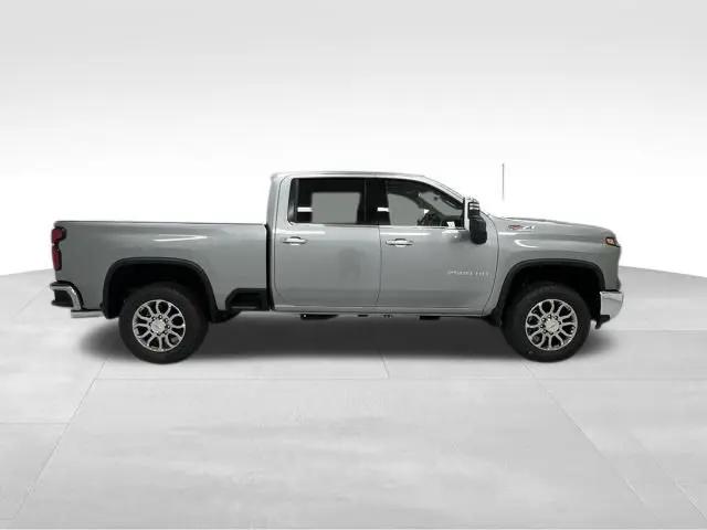 2026 Chevrolet Silverado 2500HD Crew Cab, Standard Bed, LTZ, 4WD