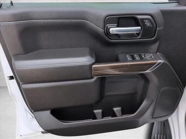2021 Chevrolet Silverado 1500 4WD Crew Cab Standard Bed LT
